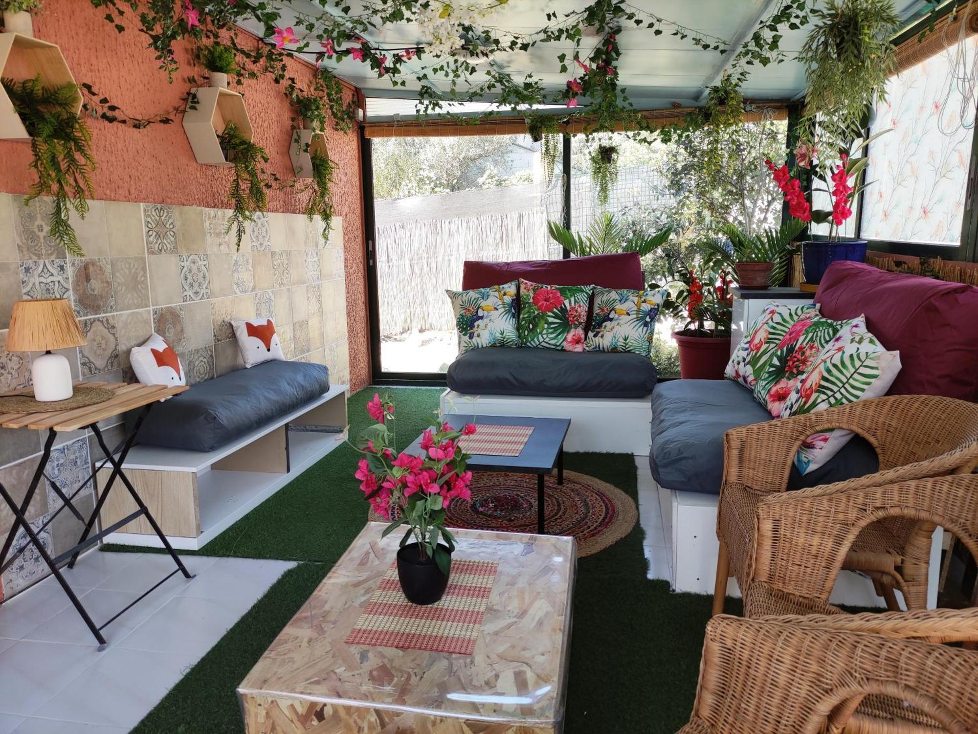 Le Jardin Des Rocailles - Villa 4 Chambres Climatisee Avec Piscine A Deux Pas D'Avignon ヴィルヌーヴ・レ・ザヴィニョン エクステリア 写真