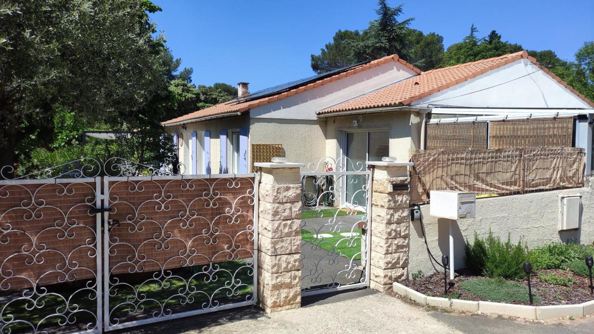Le Jardin Des Rocailles - Villa 4 Chambres Climatisee Avec Piscine A Deux Pas D'Avignon ヴィルヌーヴ・レ・ザヴィニョン エクステリア 写真