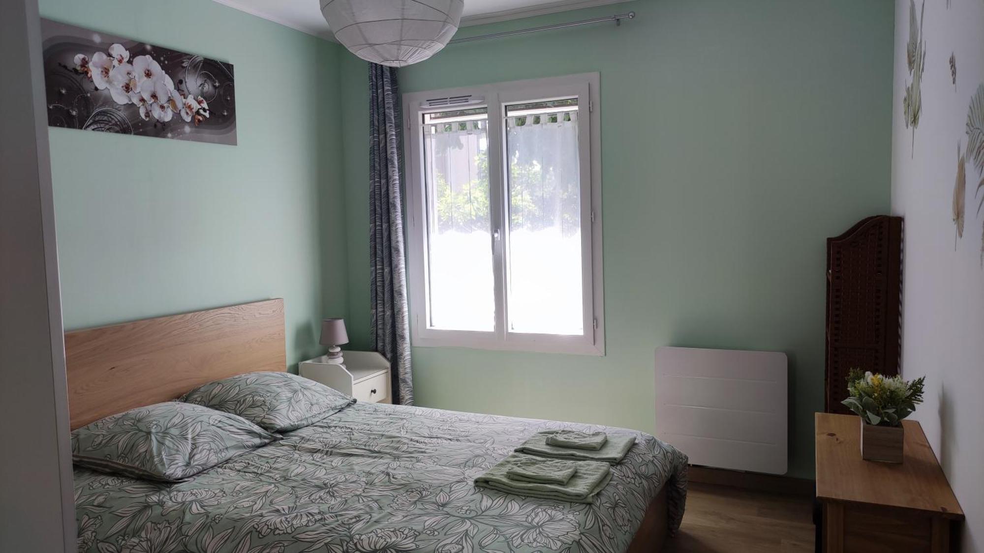 Le Jardin Des Rocailles - Villa 4 Chambres Climatisee Avec Piscine A Deux Pas D'Avignon ヴィルヌーヴ・レ・ザヴィニョン エクステリア 写真